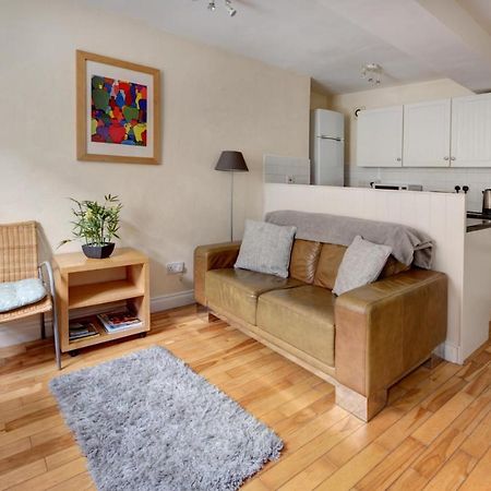 The Shop By Treetop Property Cirencester Eksteriør bilde